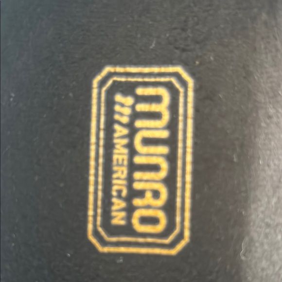 Munro American Women’s Slip-On Leather Shoes Brown - Picture 3 of 17